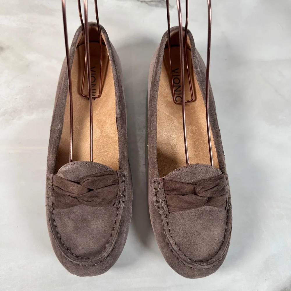 Vionic Taupe Leather Norah Loafers Moccasins Slip On Comfort Shoes Flats Size 8